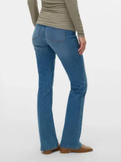 Ausgestellt Jeans