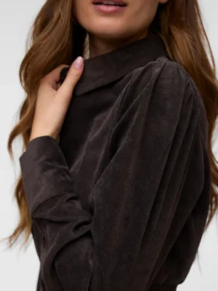 AWANE Kurzes Kleid