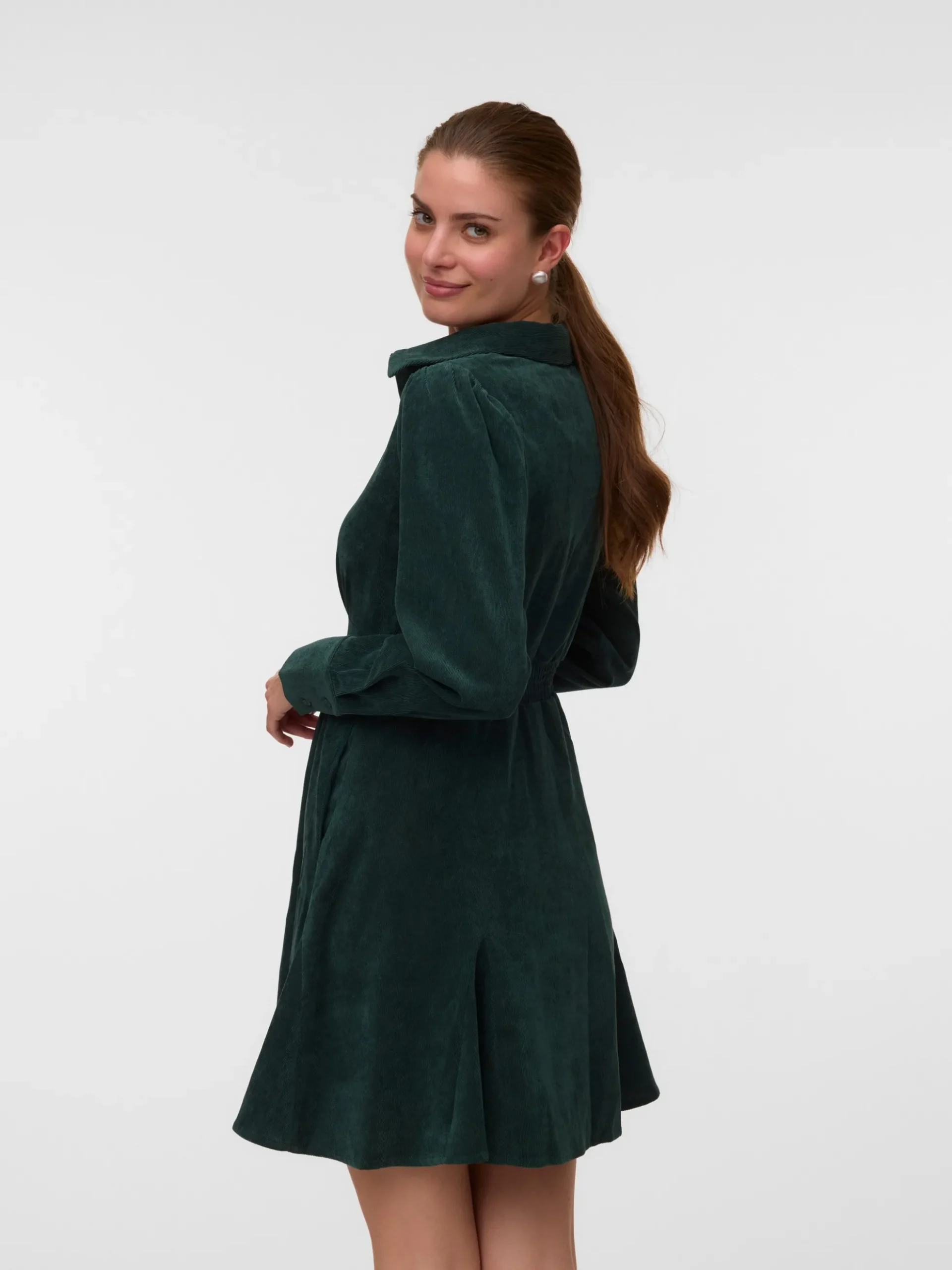 AWANE Kurzes Kleid