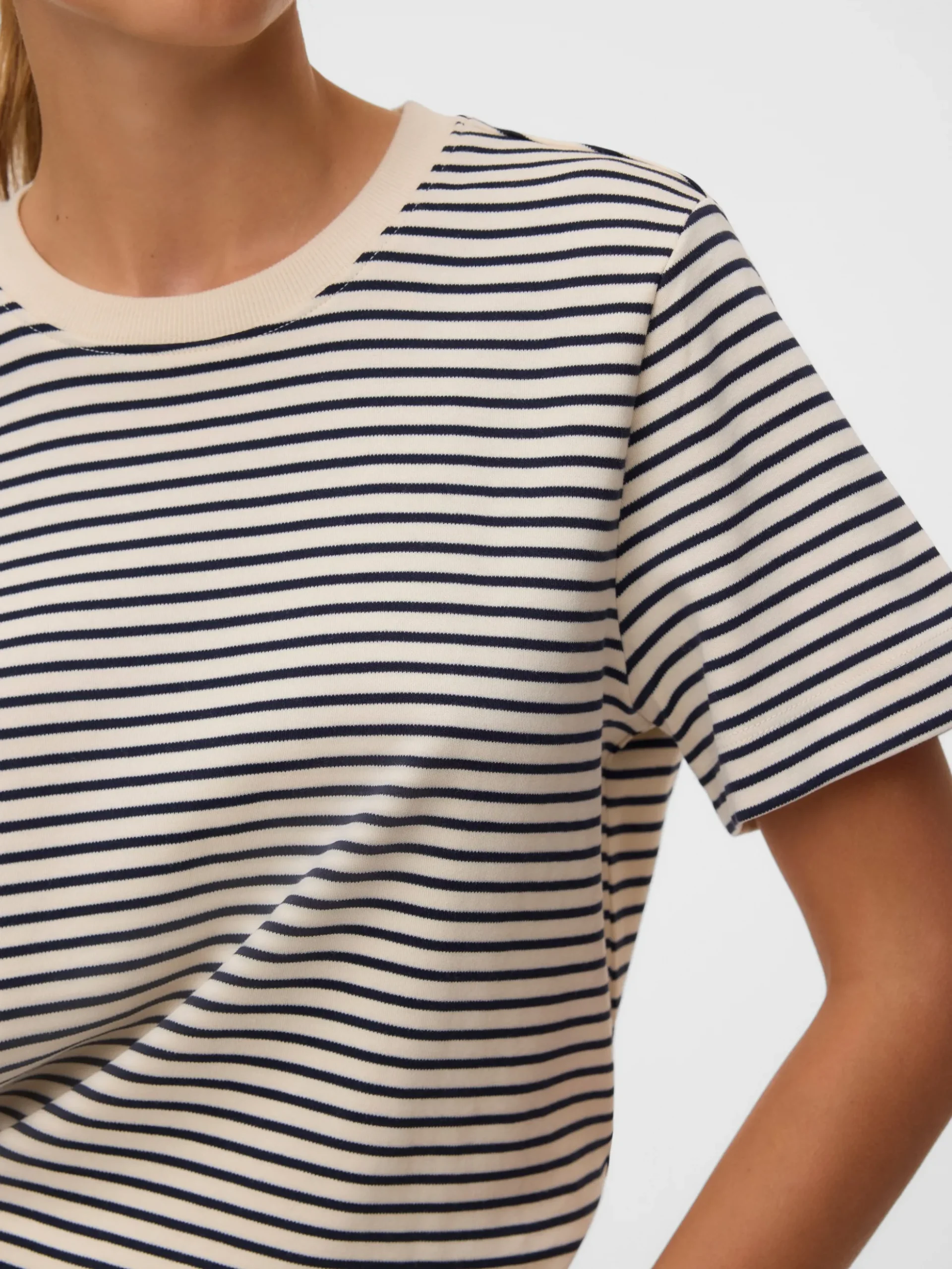 AWJADA T-Shirt