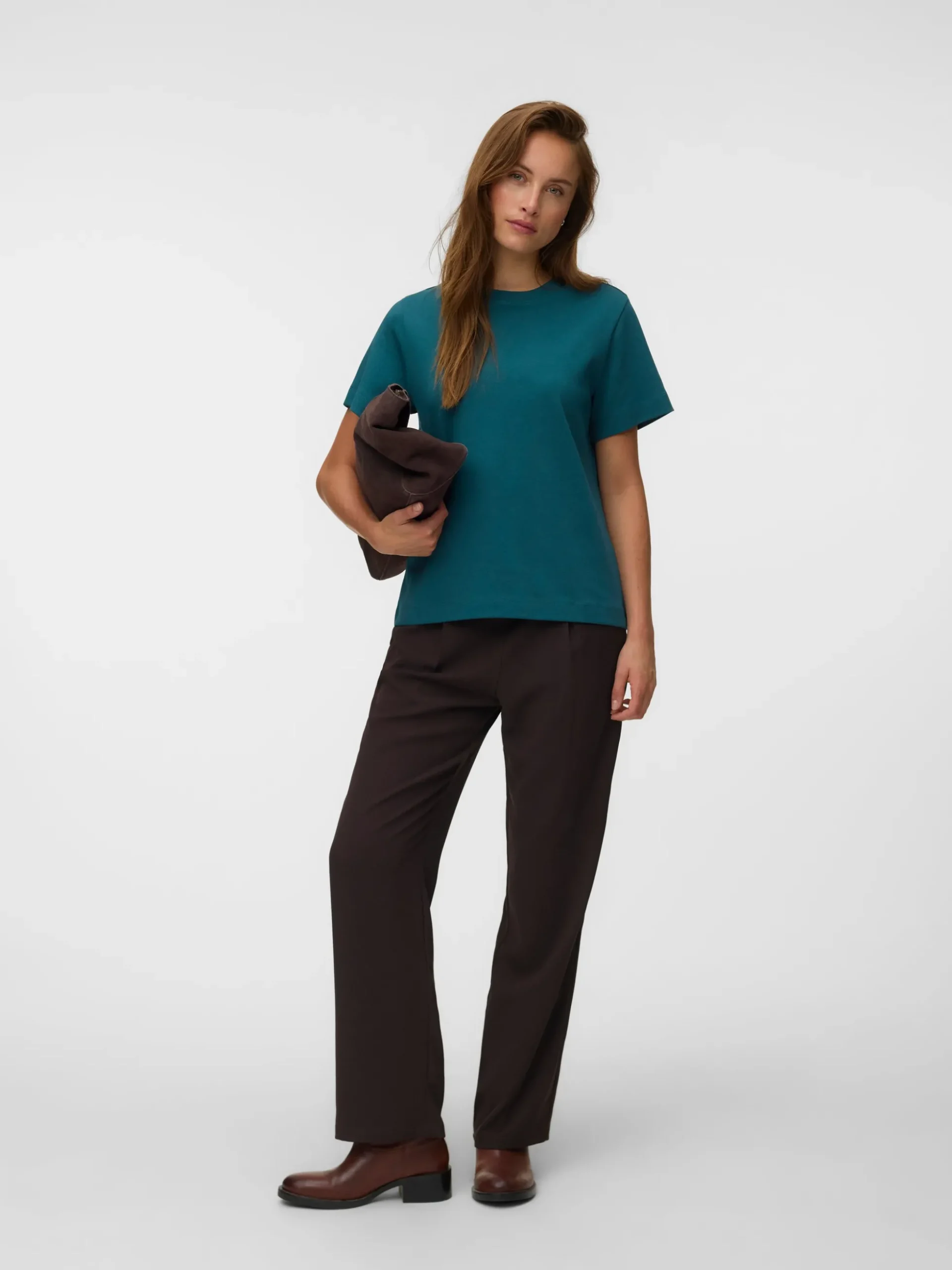 AWNAIMA T-Shirt
