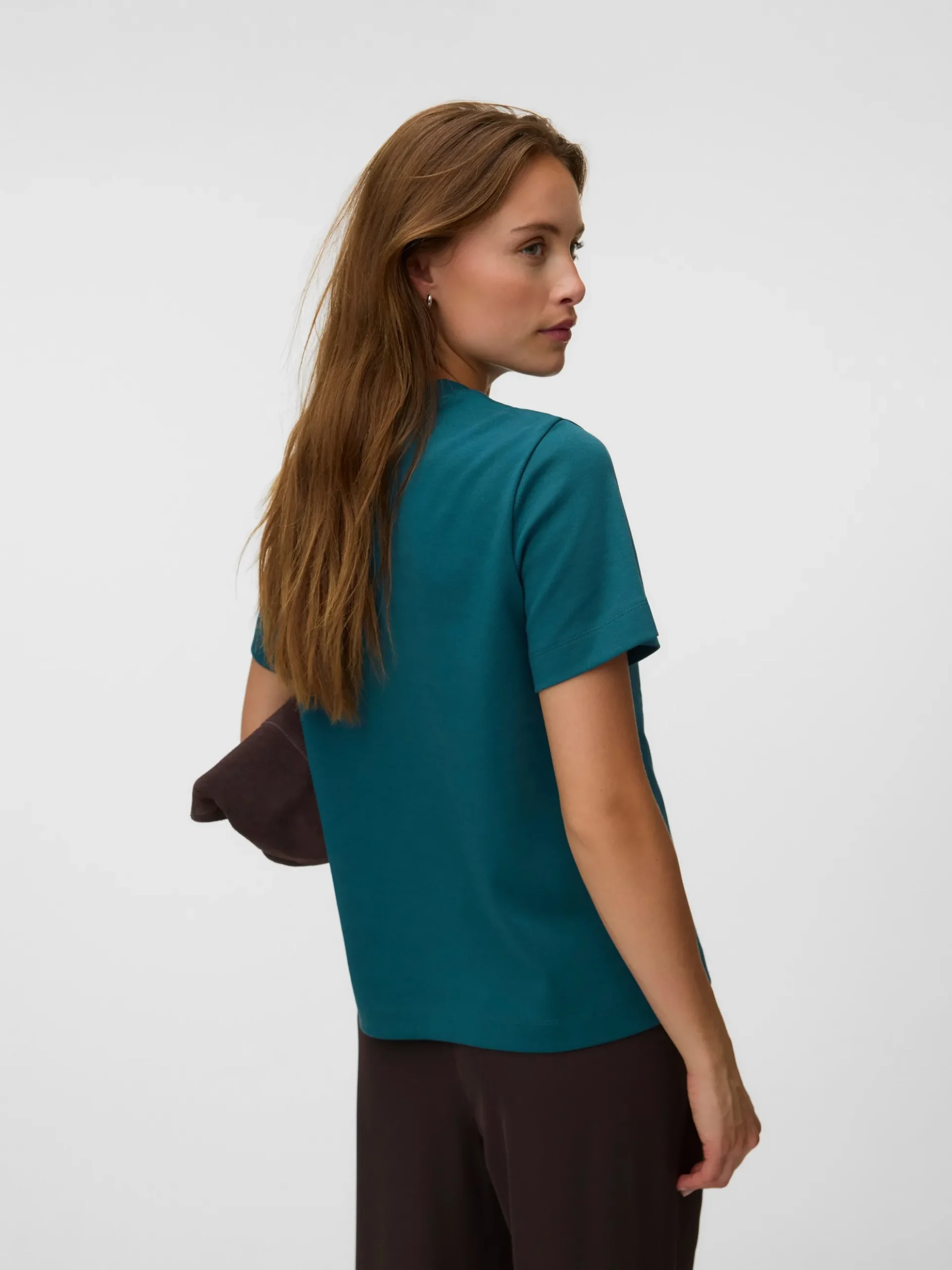 AWNAIMA T-Shirt