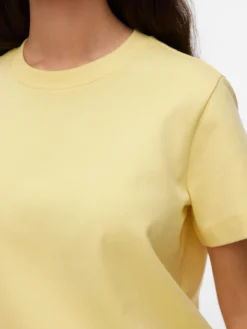 AWNAIMA T-Shirt