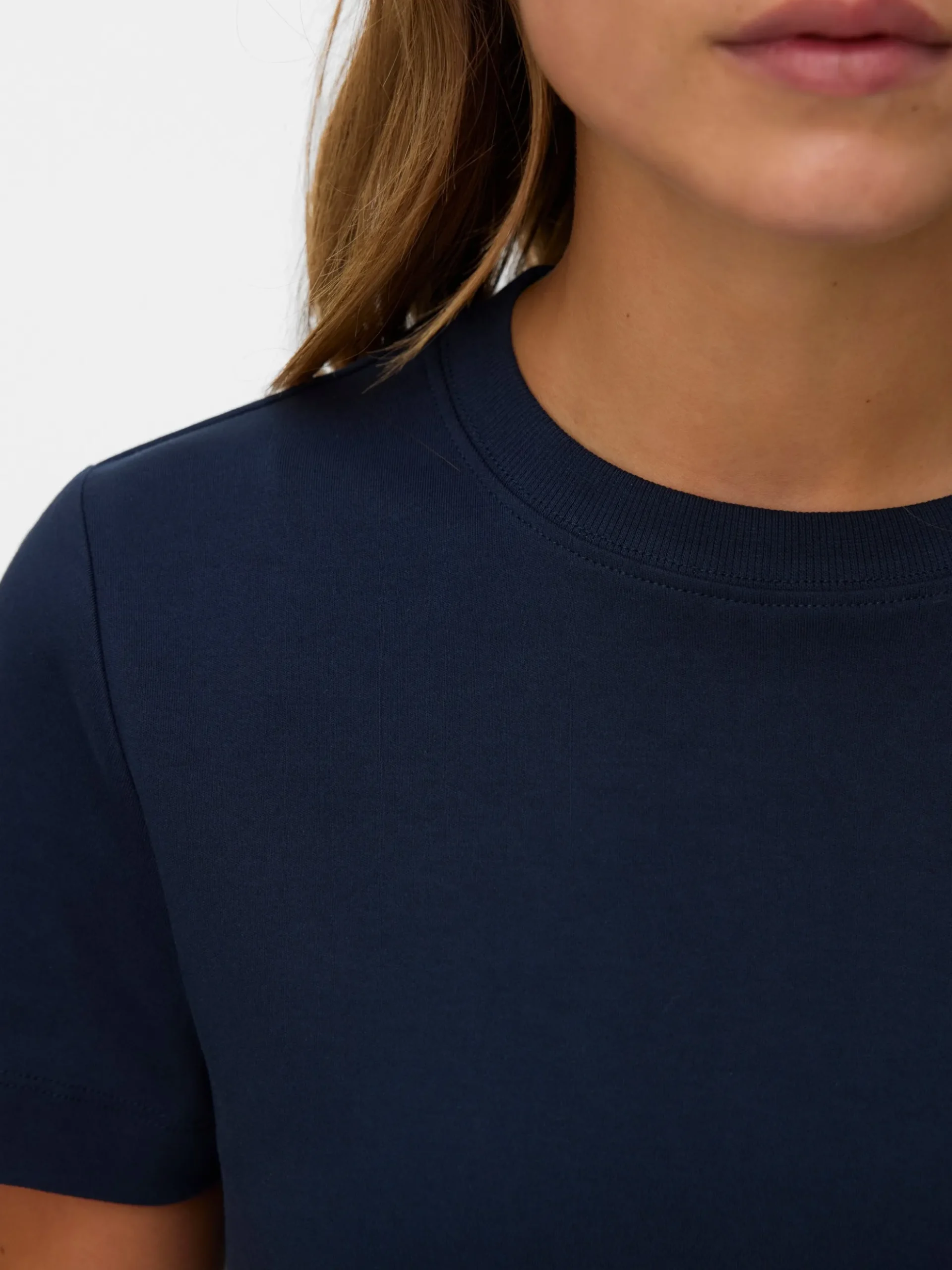 AWNAIMA T-Shirt