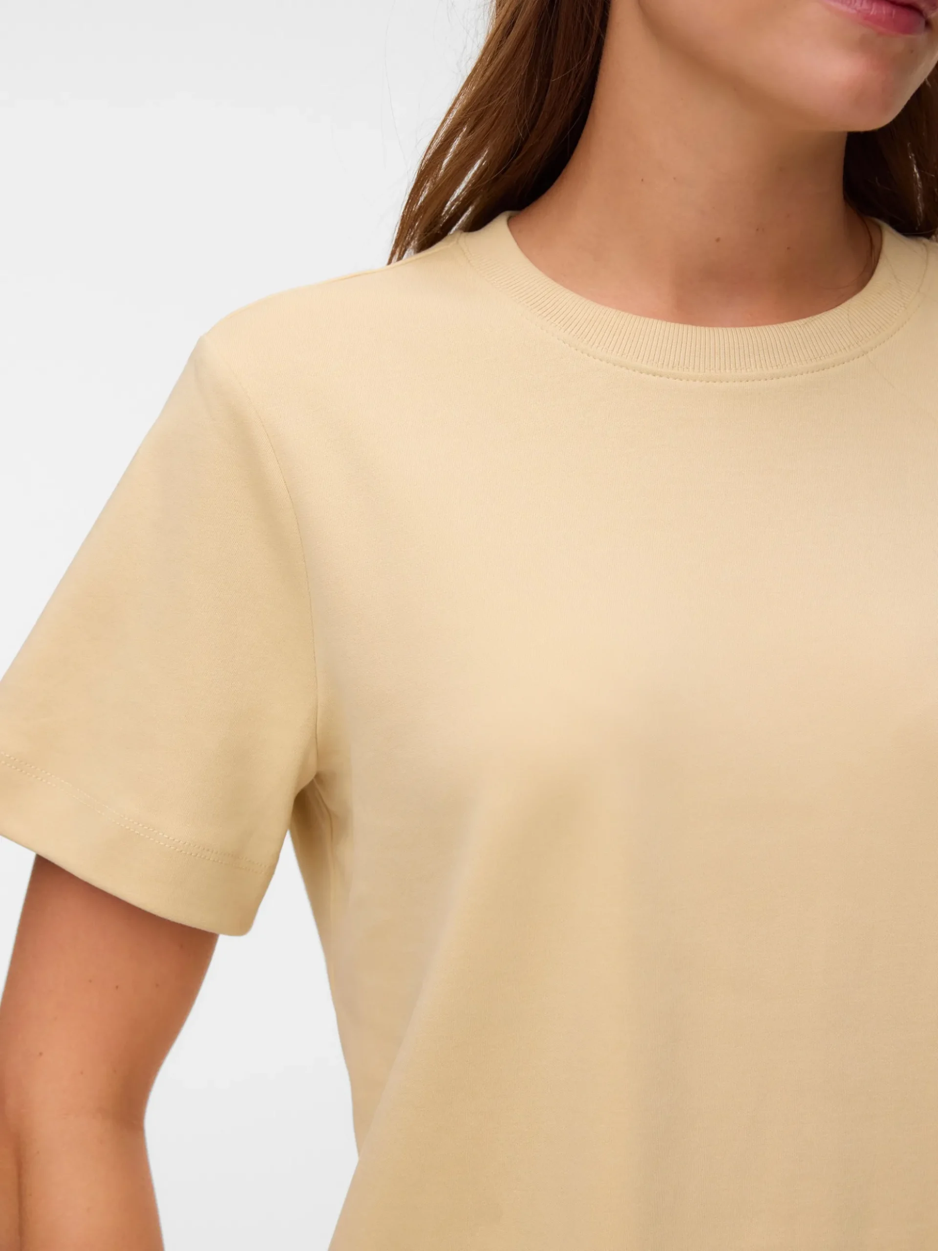 AWNAIMA T-Shirt