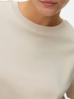 AWNAIMA T-Shirt