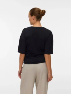 AWNAVARO T-Shirt
