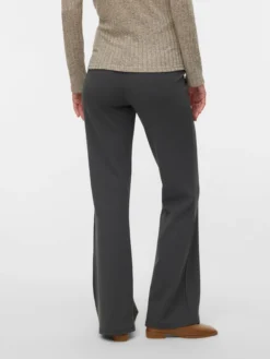 Normal geschnitten Hose