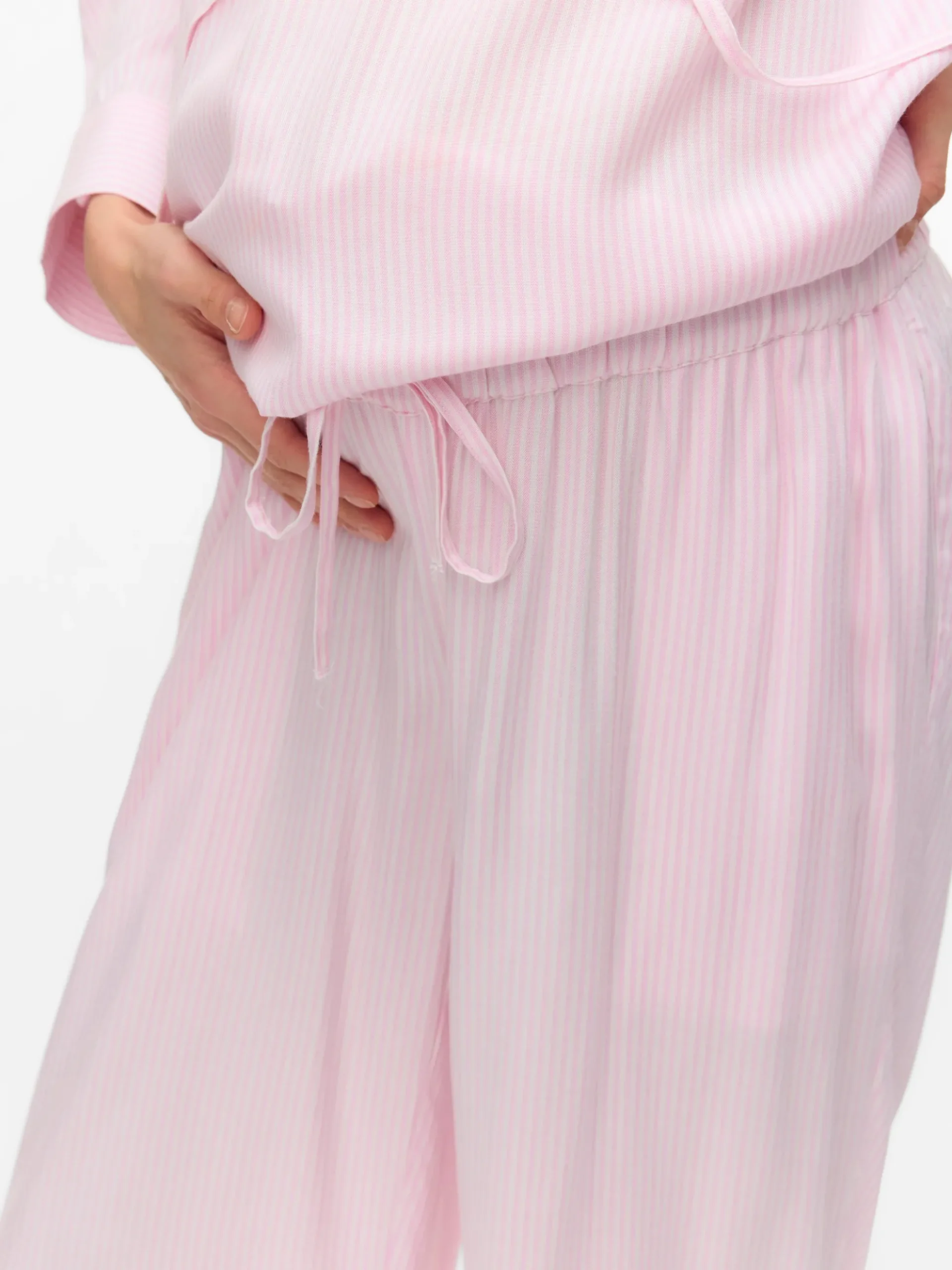 Normal geschnitten Hose