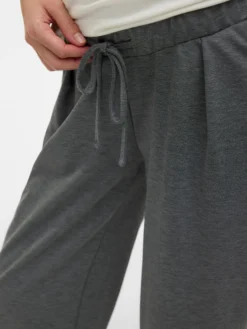 Normal geschnitten Hose