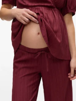 Normal geschnitten Hose