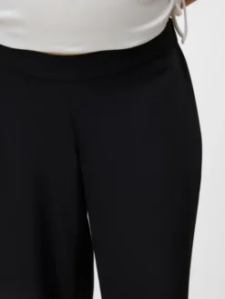 Normal geschnitten Hose