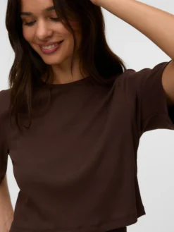 Normal geschnitten Rundhals T-Shirt