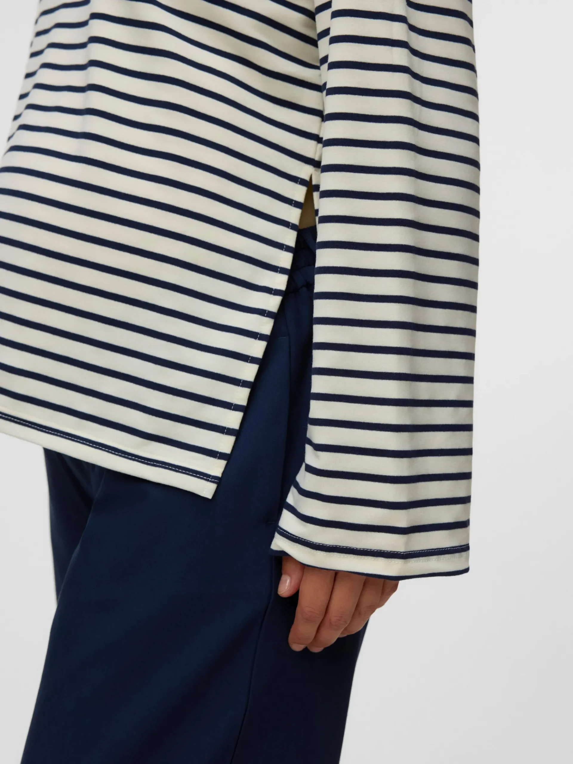Normal geschnitten Rundhals Top