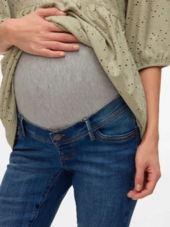 Slim Fit Niedrige Taille Jeans