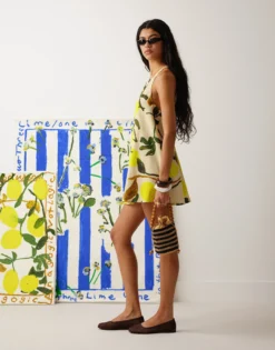 TOPSHOP Kurzes Kleid