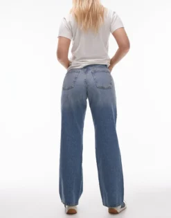 TOPSHOP Mid Rise Gerade geschnitten Jeans