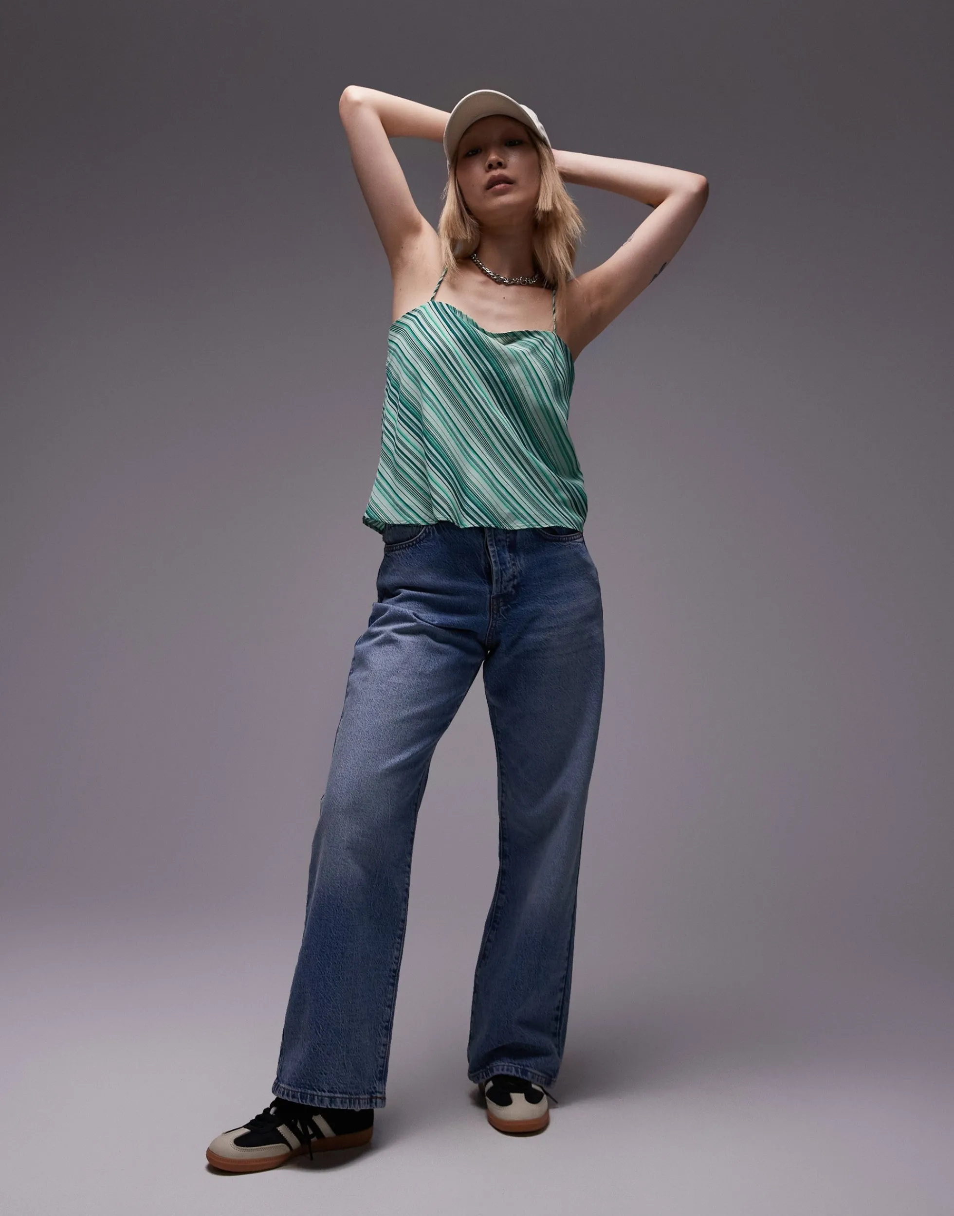 TOPSHOP Mittlere Taille Locker geschnitten Jeans