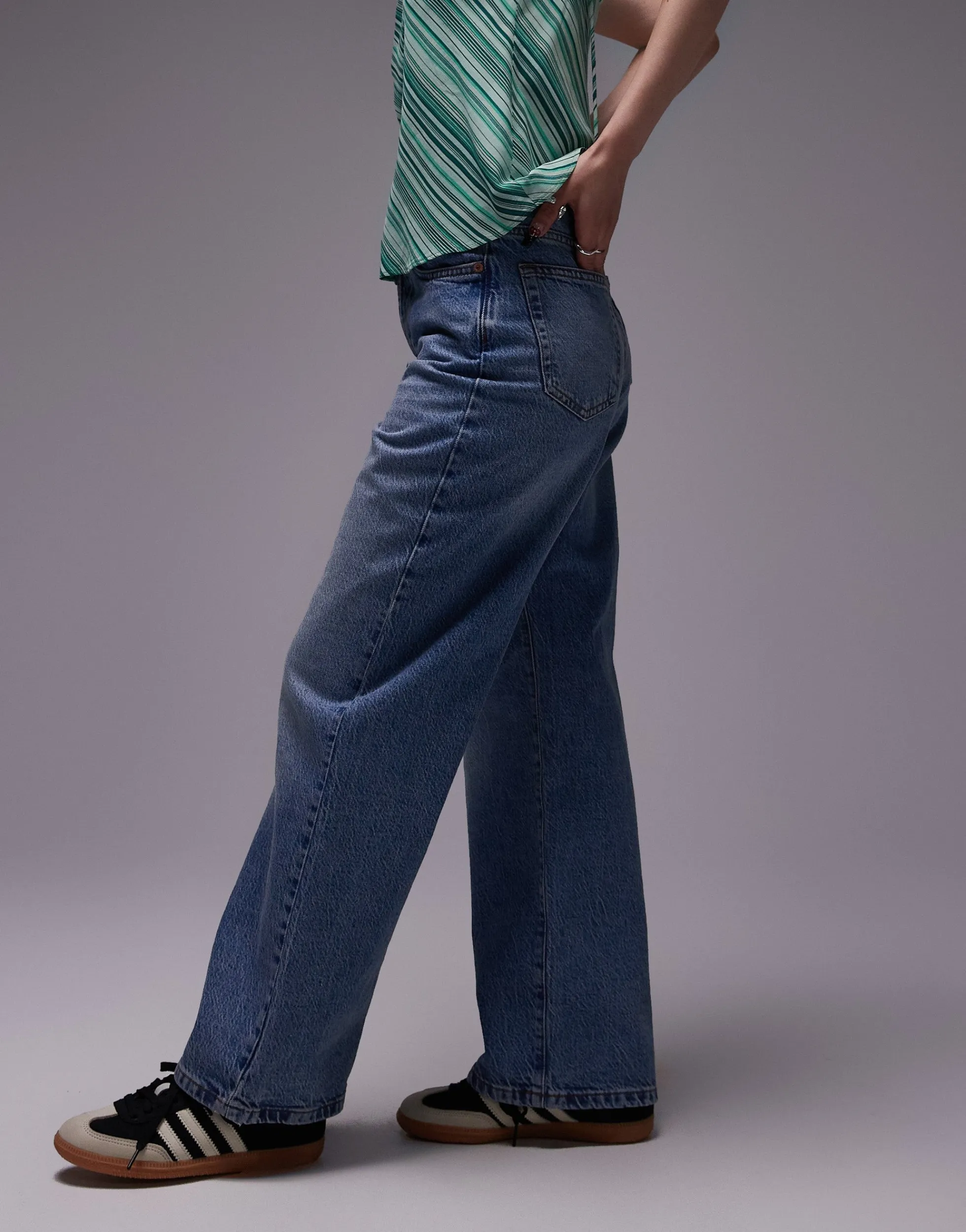 TOPSHOP Mittlere Taille Locker geschnitten Jeans