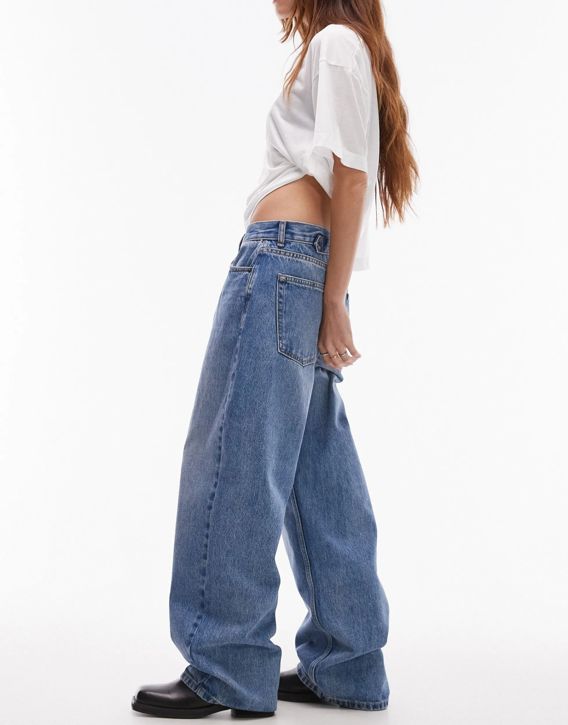 TOPSHOP Niedrige Taille Locker geschnitten Jeans