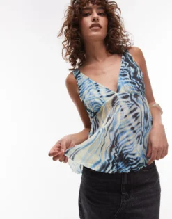 TOPSHOP Top