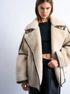 TSAVIAYA Jacke