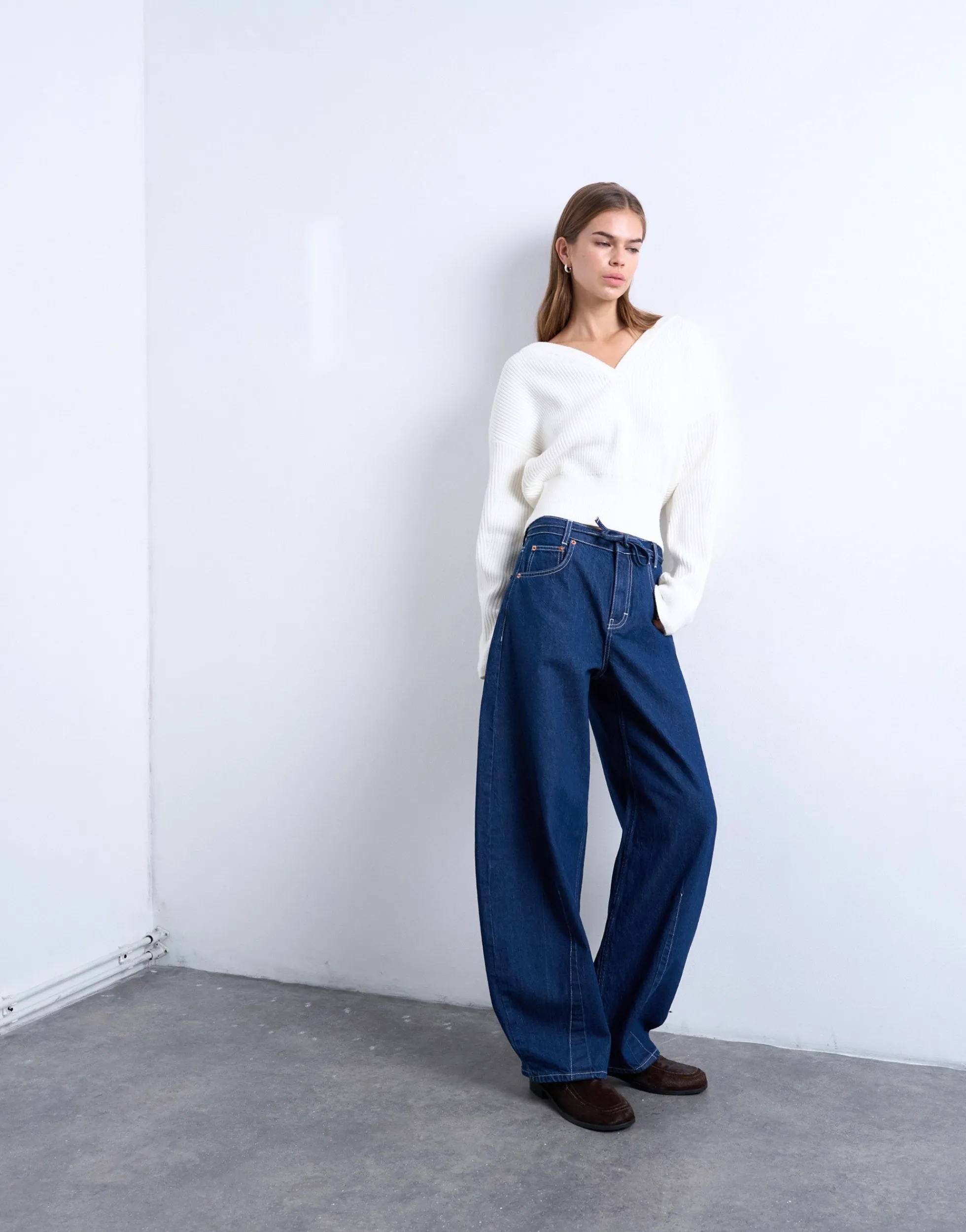 TSELODIE Barrel Fit Jeans