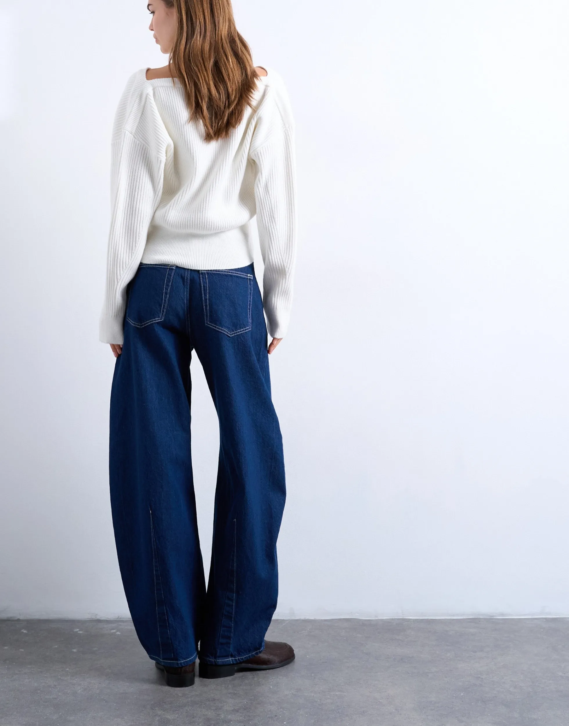 TSELODIE Barrel Fit Jeans