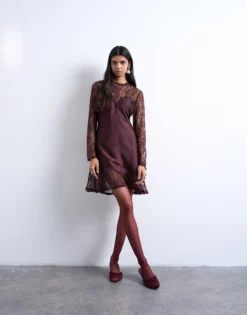 TSESTER Kurzes Kleid