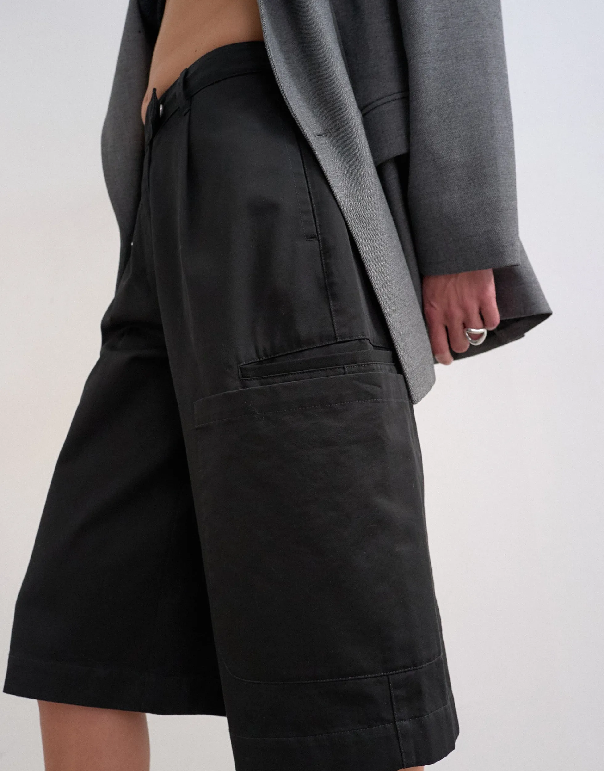 TSFRINA Bermuda Shorts