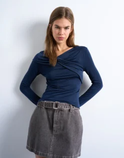 TSIRINA Top