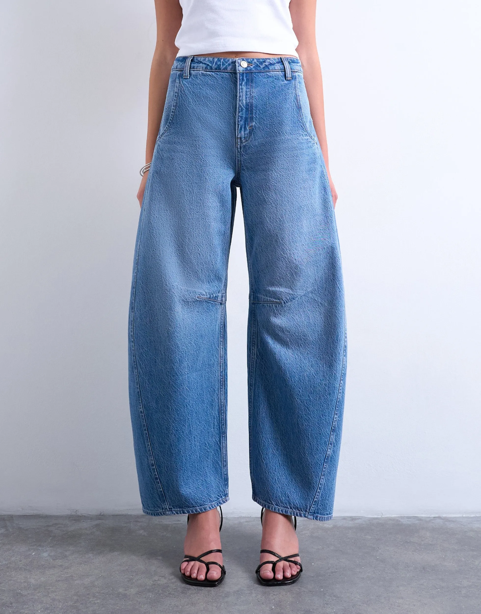 TSNANNA Barrel Fit Jeans