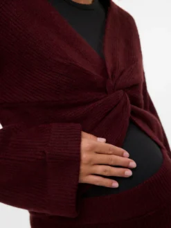 Umstands-strickpullover