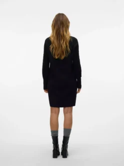 VMANJASTINNA Midikleid