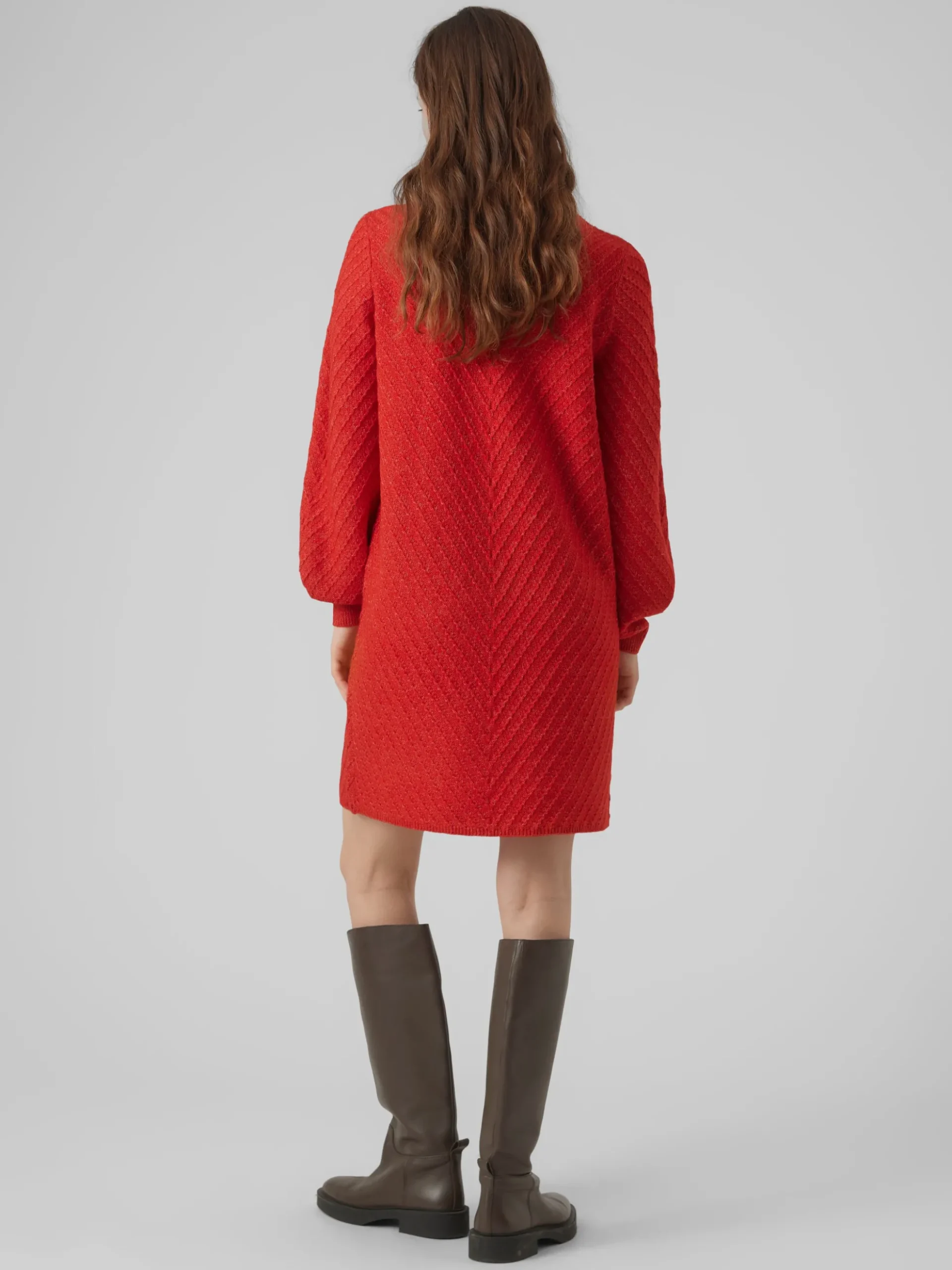 VMANJASTINNA Midikleid