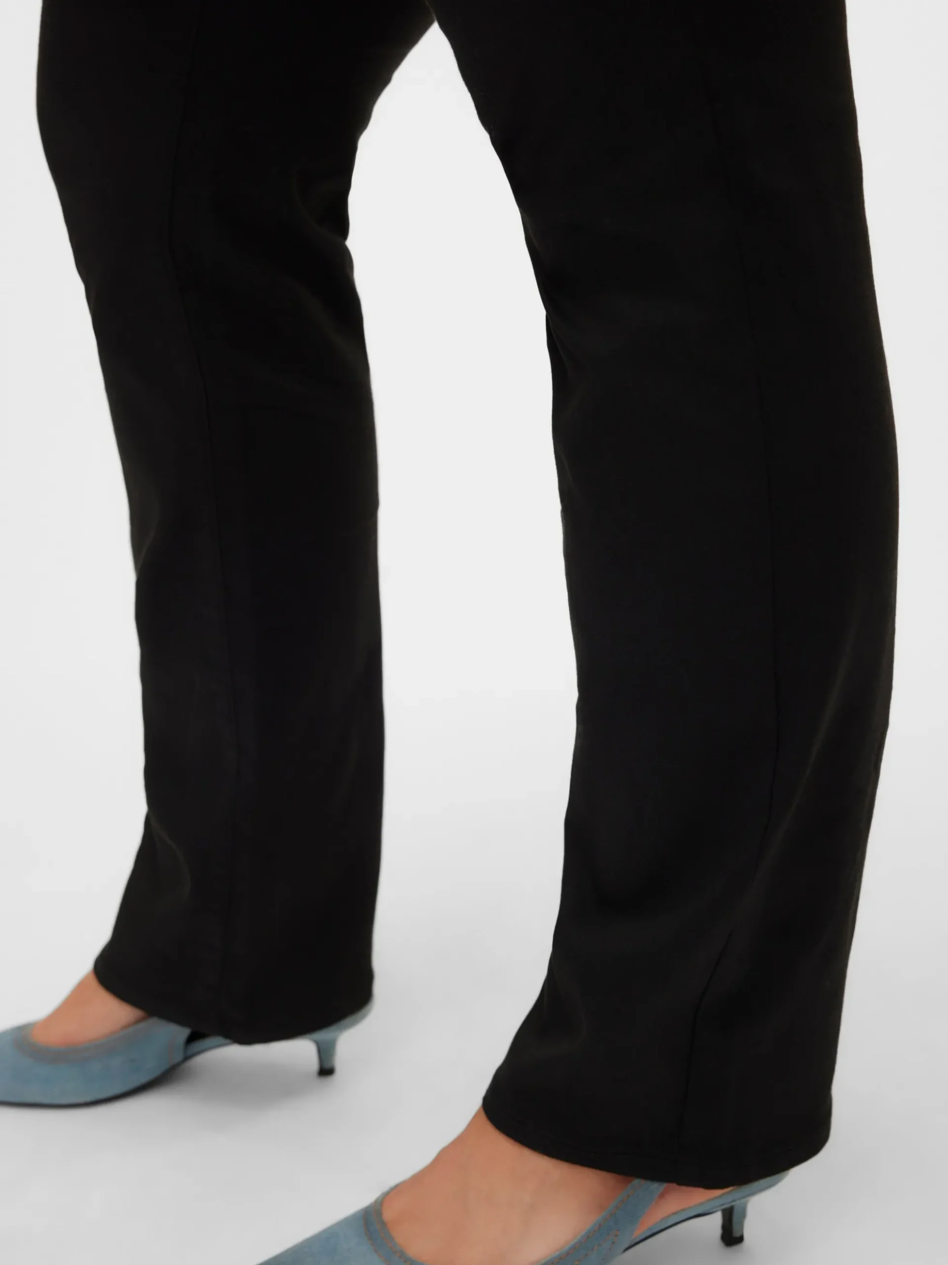 VMCFLASH Mid Rise Gerade geschnitten Jeans