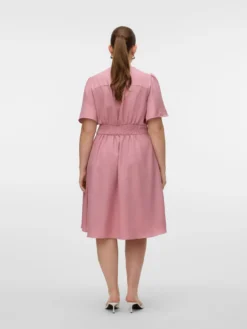 VMCMELANEY Kurzes Kleid
