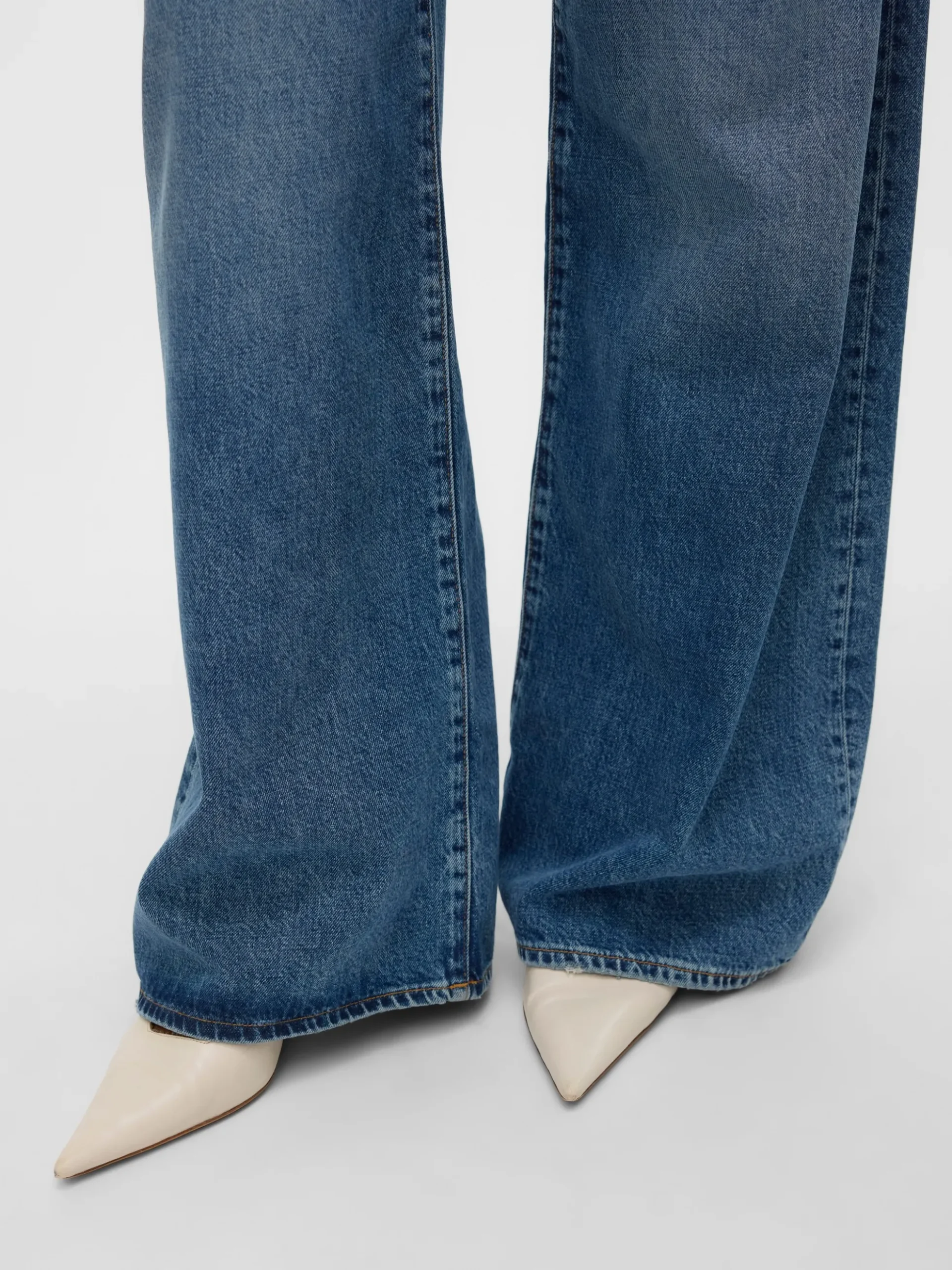 VMELINA Super High Rise Weiter Beinschnitt Jeans