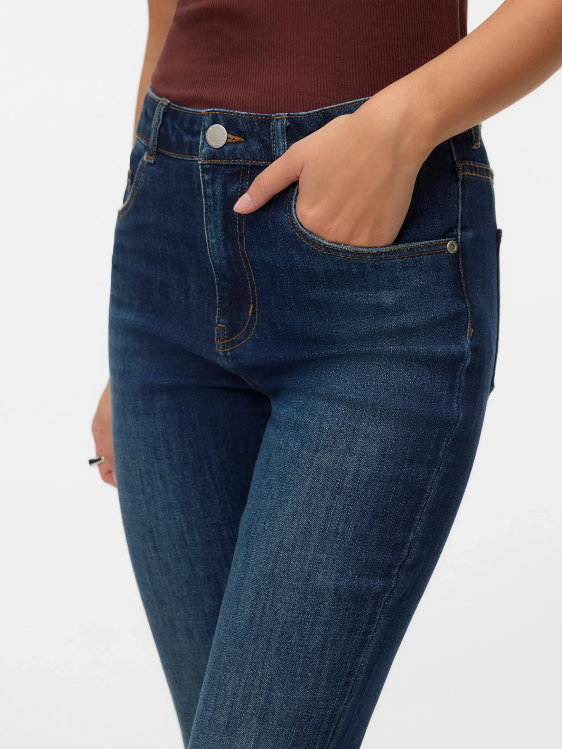 VMELLA Mid Rise Ausgestellt Jeans