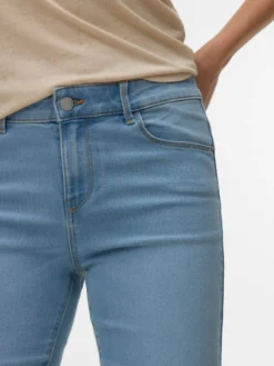 VMELLY Mid Rise Slim Fit Capris