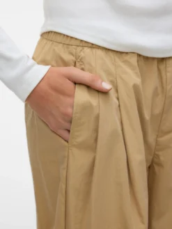 VMJOSE Mittlere Taille Hose
