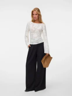 VMLAYLA Top