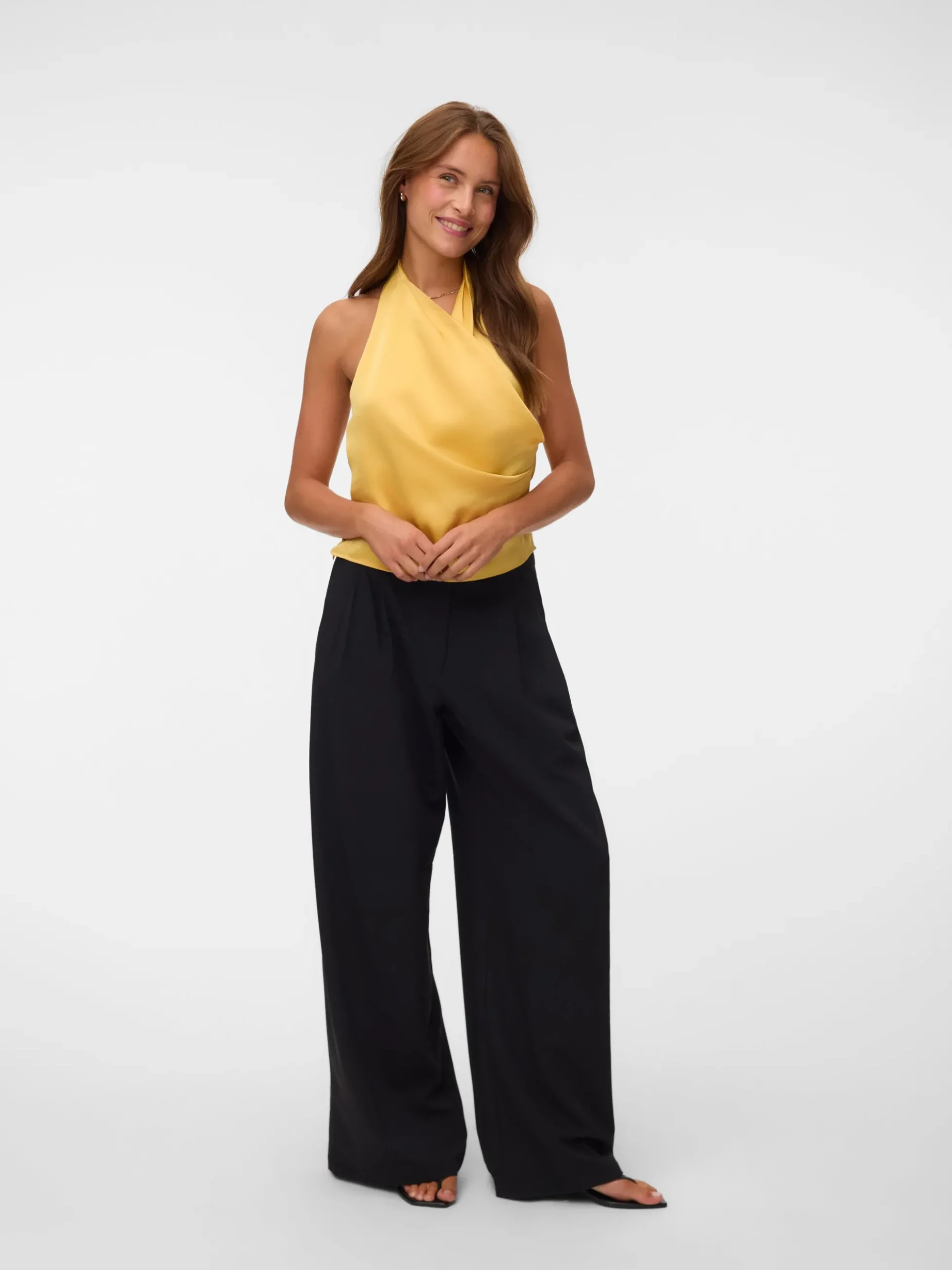 VMLIVIA Top