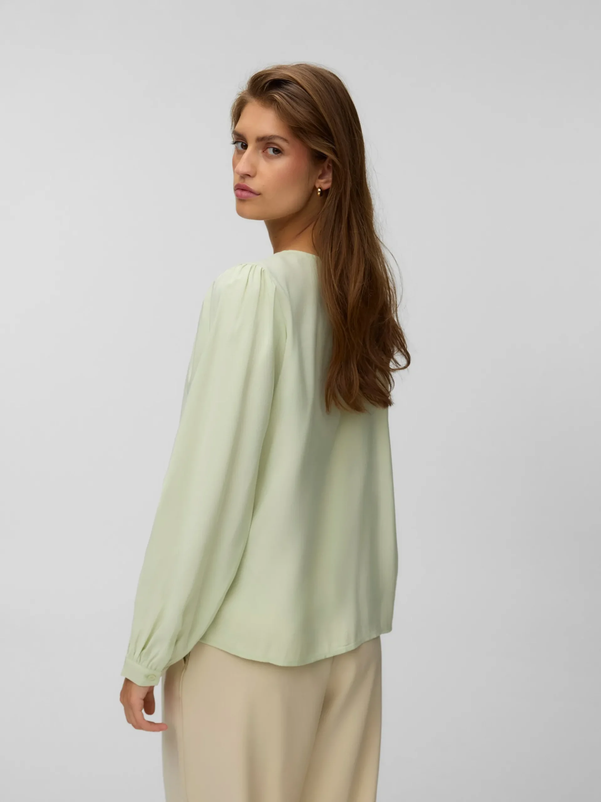 VMLOUISA Top