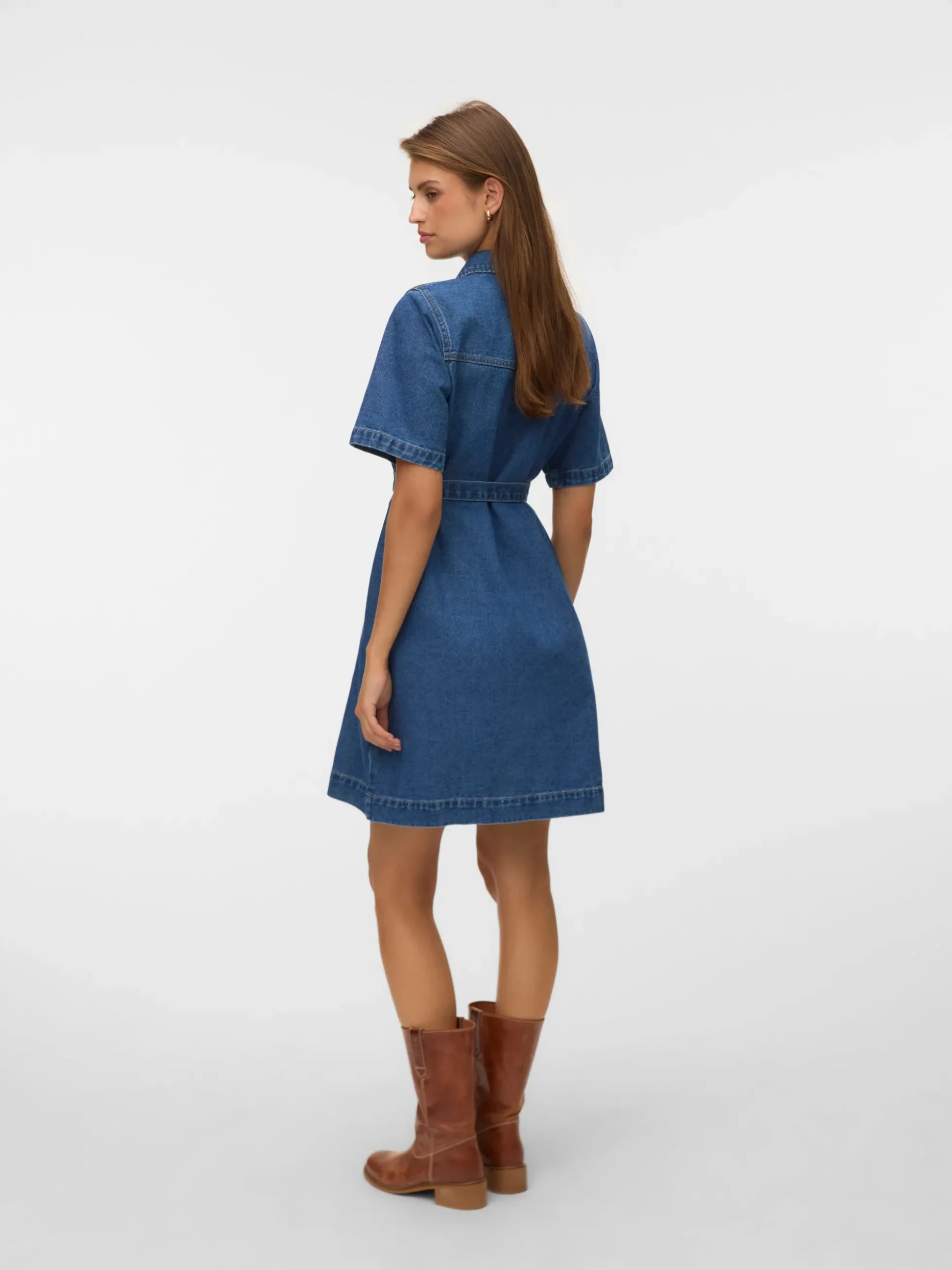 VMLOUISE Kurzes Kleid