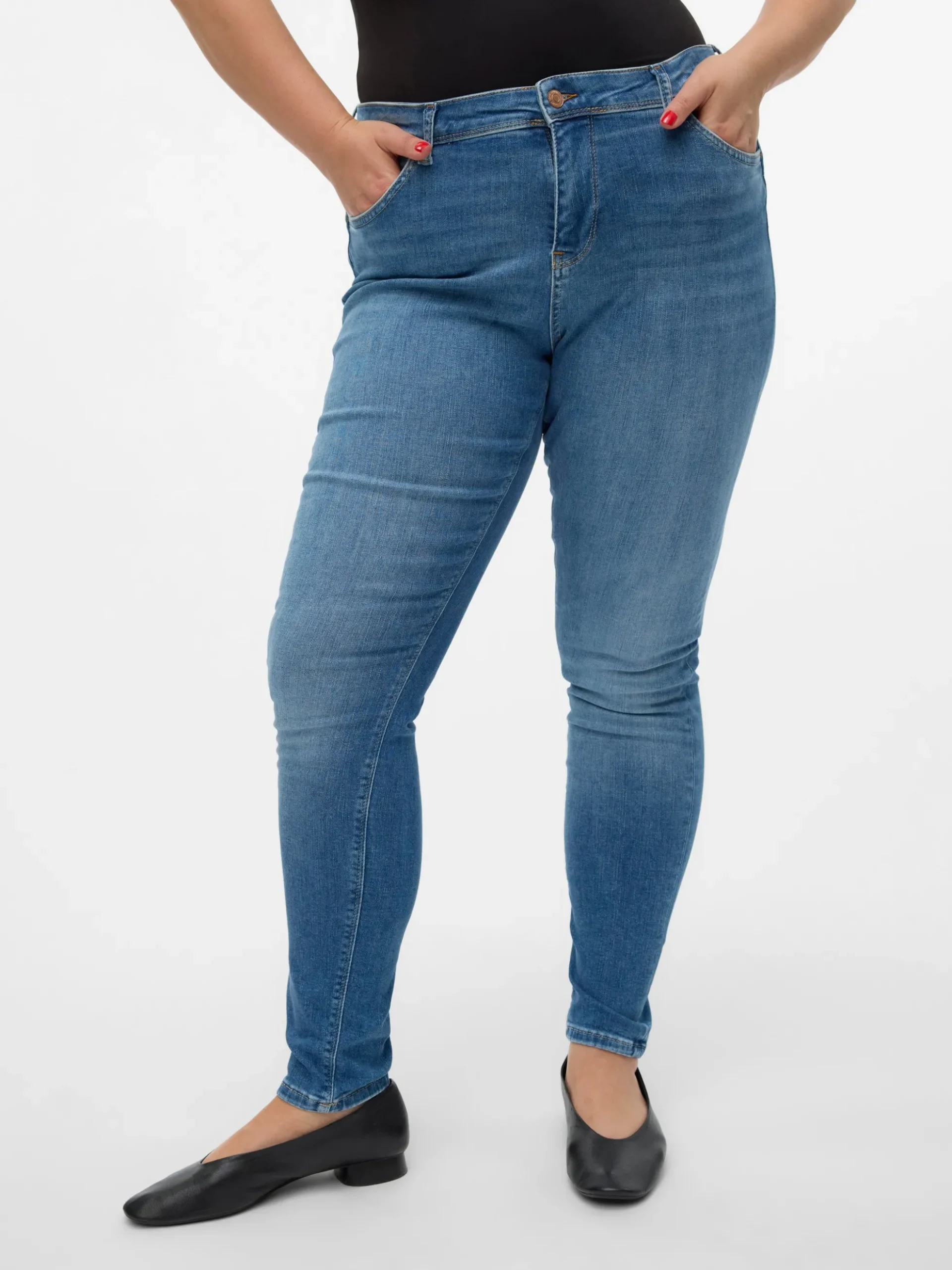 VMLUX Mid Rise Slim Fit Jeans
