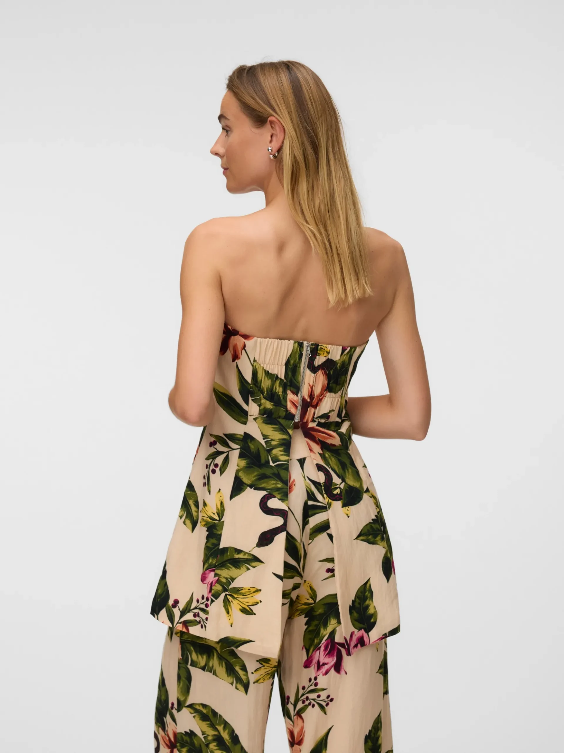 VMLYRA Top