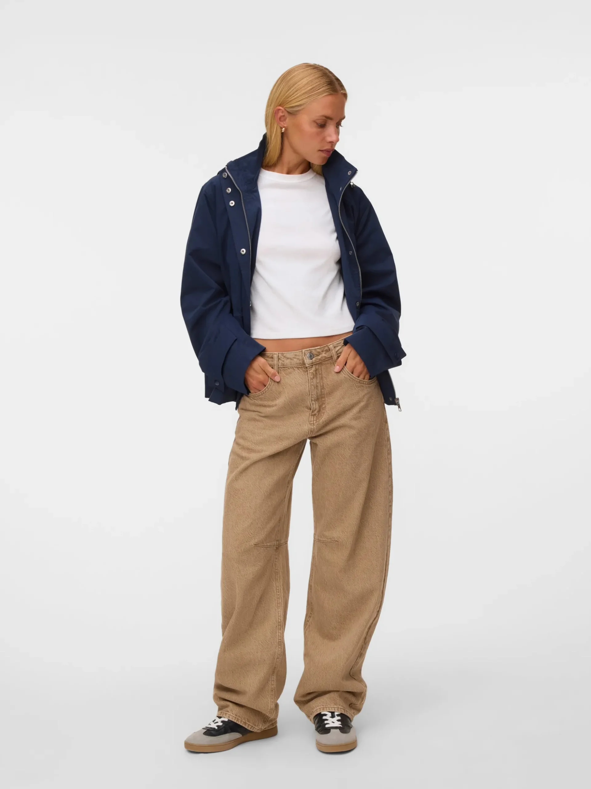 VMMARYSOFFY Jacke