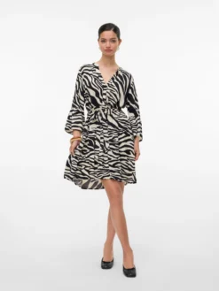 VMMELBA Kurzes Kleid