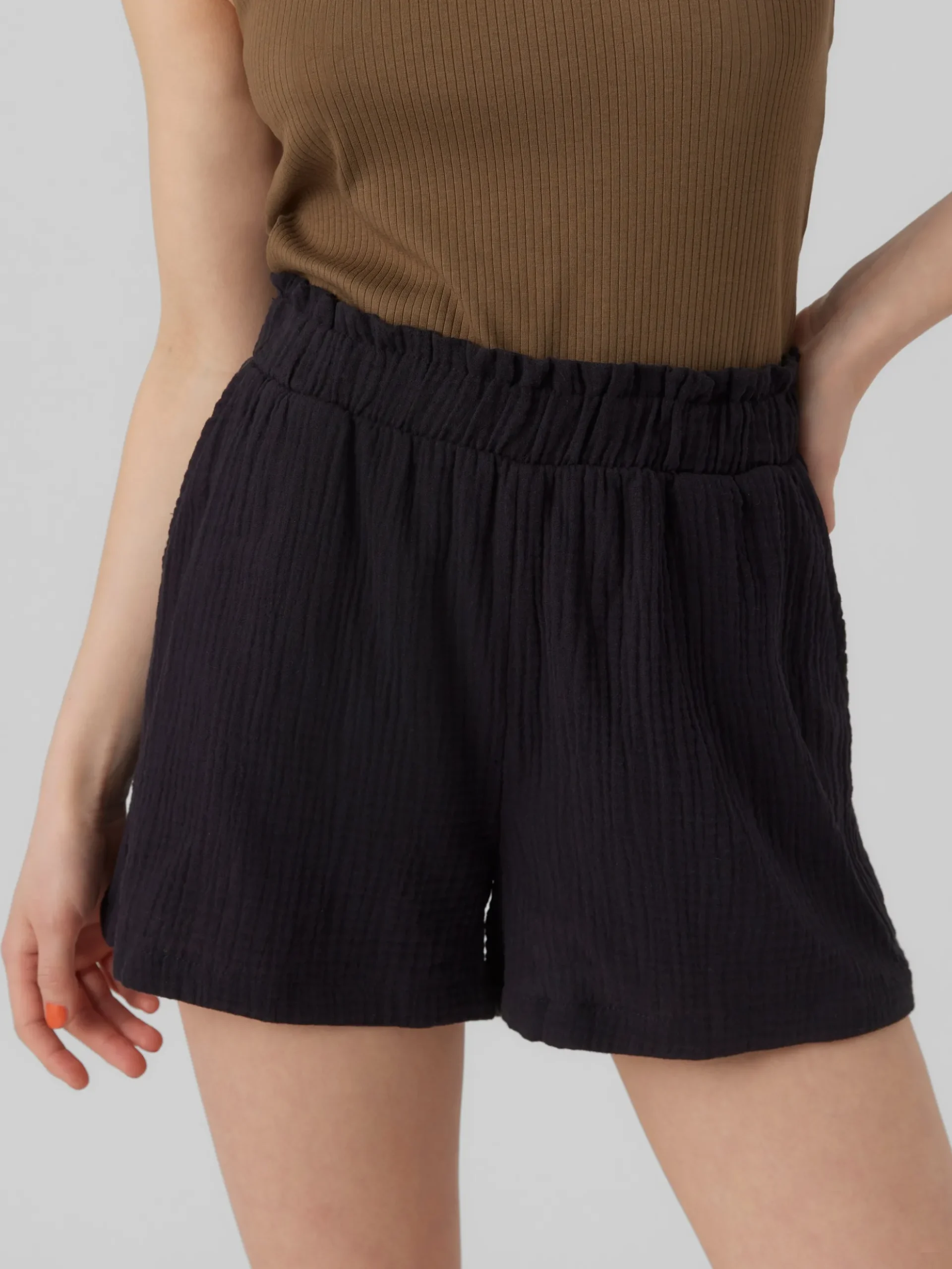 VMNATALI Shorts
